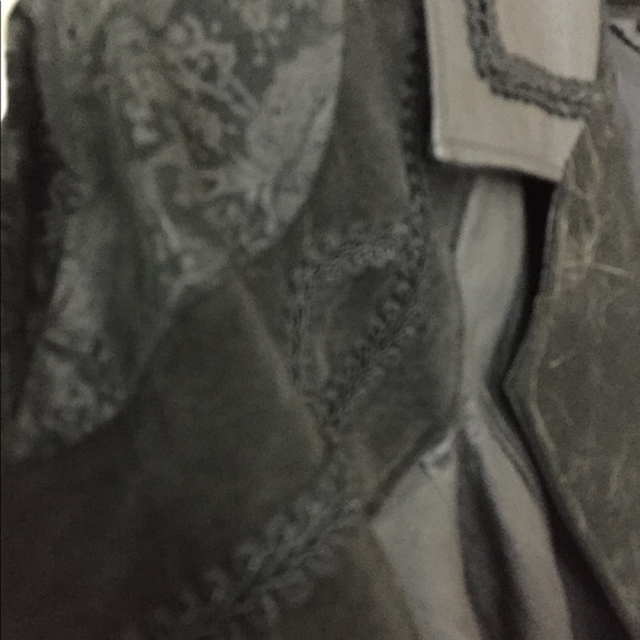 Women’s Full Length Leather Coat - Picture 4 of 6